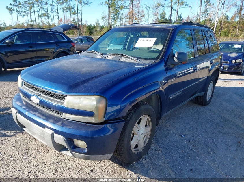 1GNDT13S122166330 2002 CHEVROLET TRAILBLAZER photo no. 2