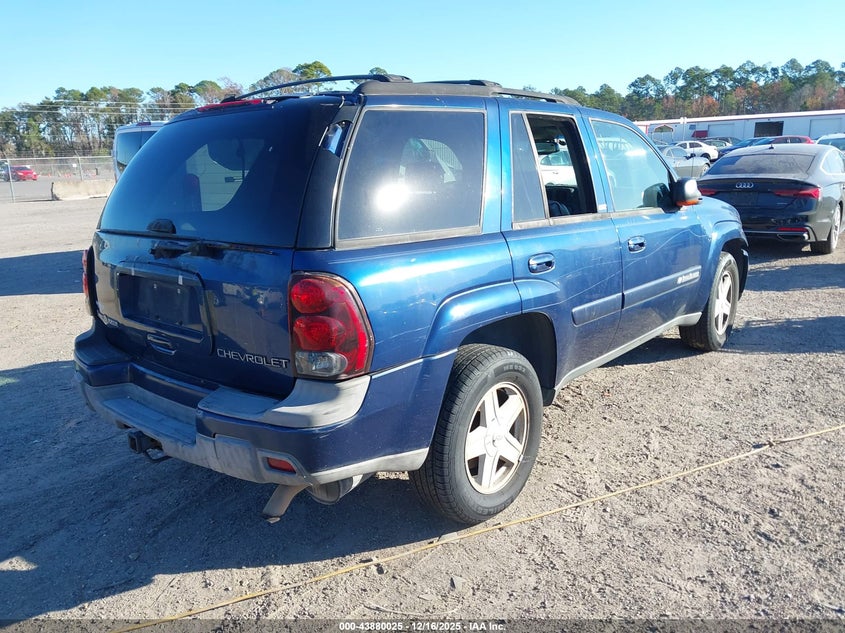 1GNDT13S122166330 2002 CHEVROLET TRAILBLAZER photo no. 4