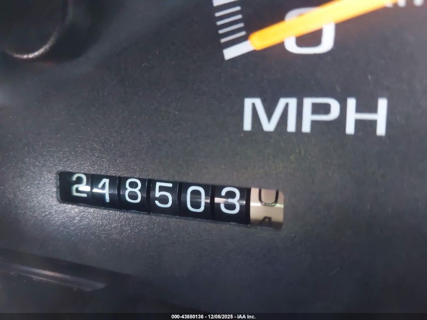 1999 Chevrolet Tahoe Ls VIN: 1GNEK13R8XJ325832 Lot: 43880136