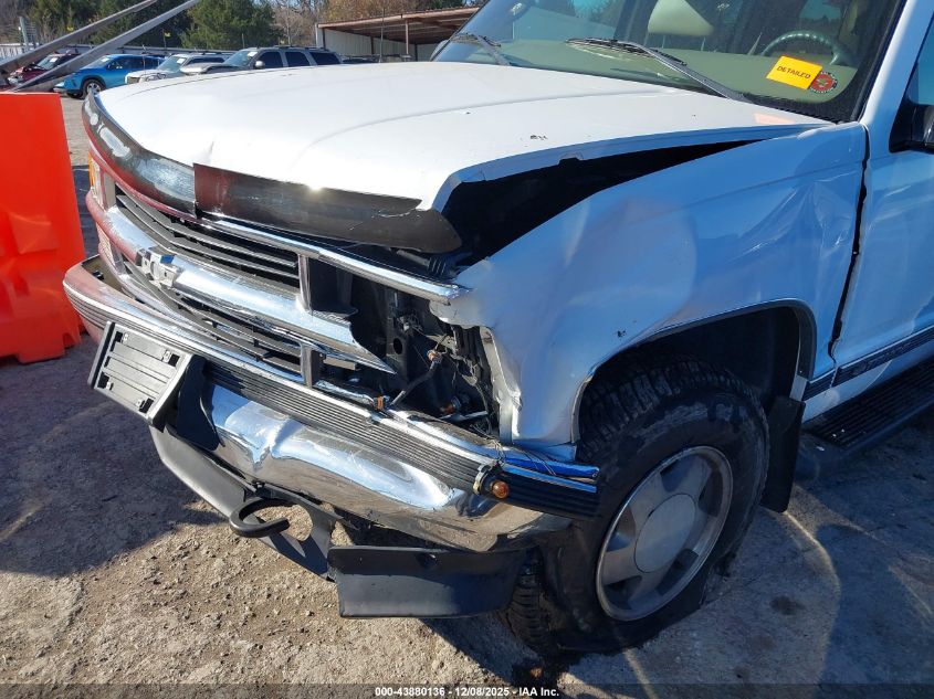 1999 Chevrolet Tahoe Ls VIN: 1GNEK13R8XJ325832 Lot: 43880136