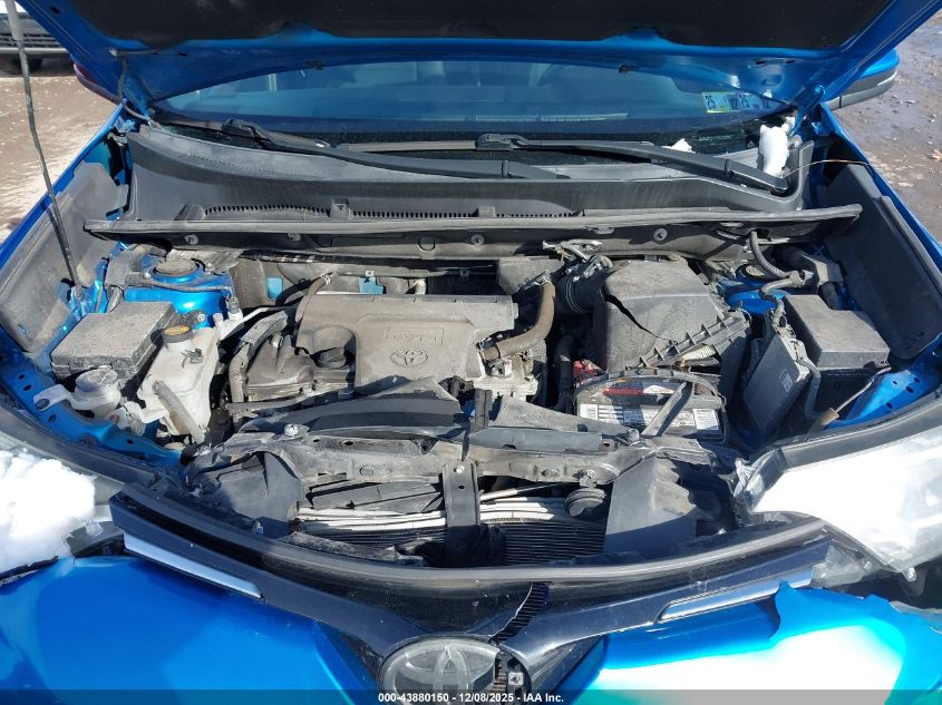 2018 Toyota Rav4 Xle VIN: 2T3RFREV4JW798563 Lot: 43880150