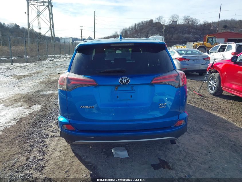 2018 Toyota Rav4 Xle VIN: 2T3RFREV4JW798563 Lot: 43880150