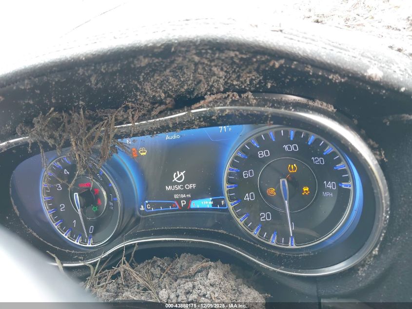 2020 Chrysler 300 Touring VIN: 2C3CCAAG3LH181542 Lot: 43880175