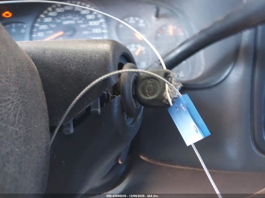 2007 Chevrolet Silverado 1500 Classic Ls VIN: 2GCEC13V371152038 Lot: 43880230