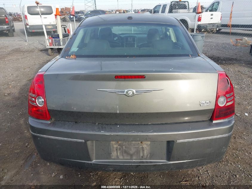 2010 Chrysler 300 Touring/Signature Series/Executive Series VIN: 2C3CA5CV6AH167771 Lot: 43880308