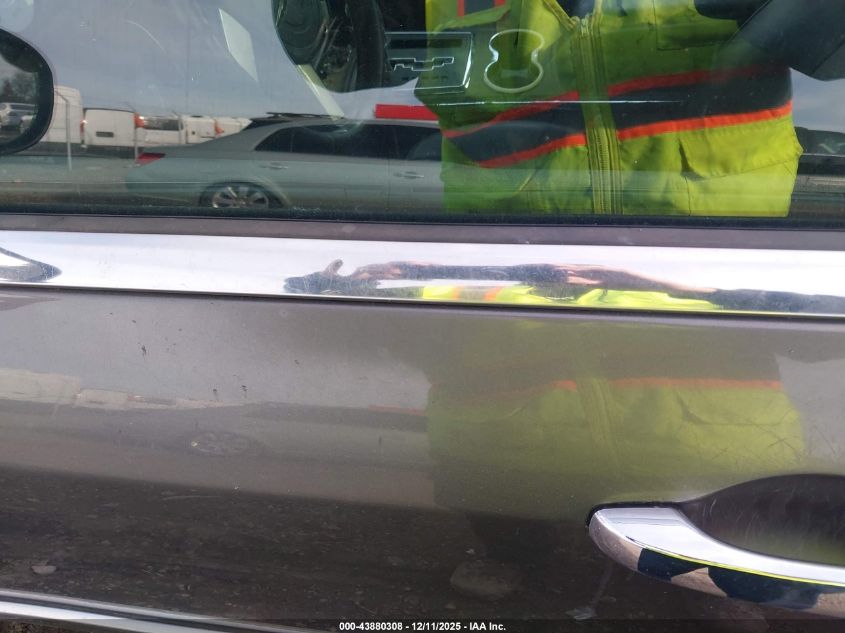 2010 Chrysler 300 Touring/Signature Series/Executive Series VIN: 2C3CA5CV6AH167771 Lot: 43880308