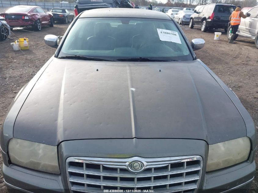 2010 Chrysler 300 Touring/Signature Series/Executive Series VIN: 2C3CA5CV6AH167771 Lot: 43880308