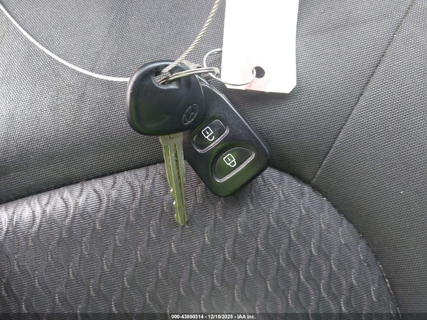 2010 Hyundai Tucson Gls VIN: KM8JT3AC3AU071723 Lot: 43880314