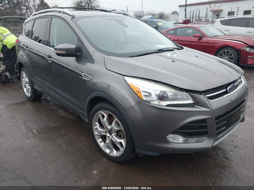 FORD ESCAPE TITANIUM