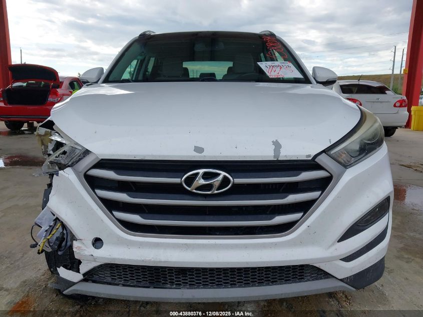 2017 Hyundai Tucson Value VIN: KM8J33A24HU559581 Lot: 43880376