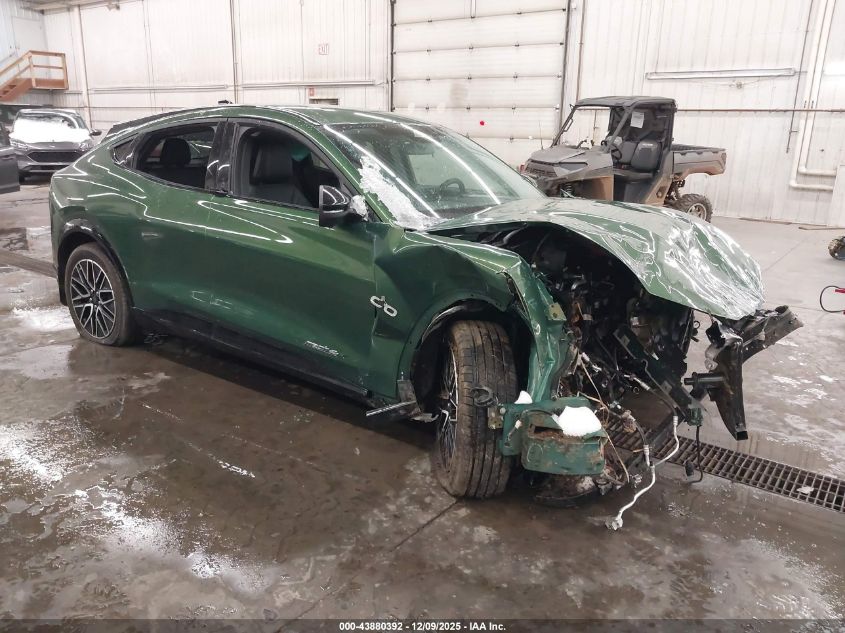 FORD MUSTANG MACH-E PREMIUM