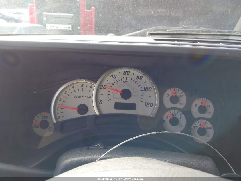 2003 Hummer H2 VIN: 5GRGN23U23H124253 Lot: 43880437