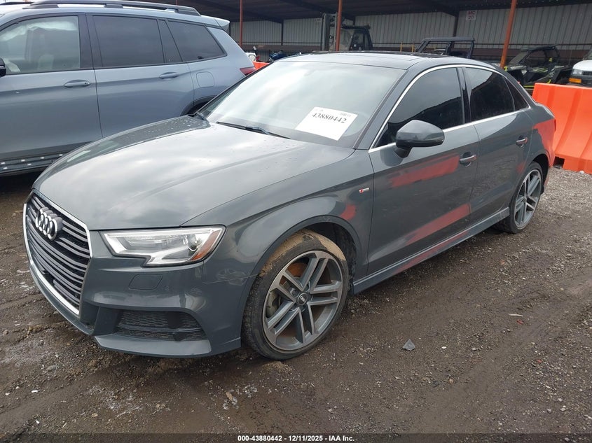 Vin: waugugff5j1090486, lot: 44375994, audi a3 2.0t premium/2.0t tech premium 20182