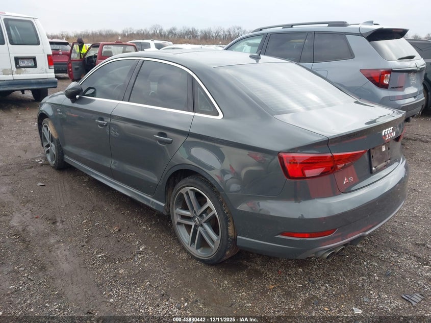Vin: waugugff5j1090486, lot: 44375994, audi a3 2.0t premium/2.0t tech premium 20183