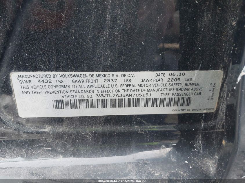 2010 Volkswagen Jetta Tdi VIN: 3VWTL7AJ5AM705151 Lot: 43880444