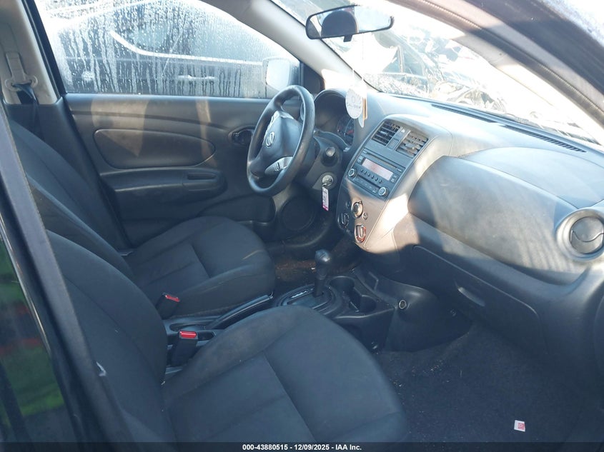 2017 Nissan Versa 1.6 S+