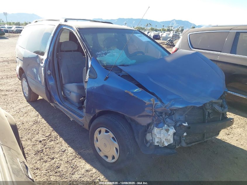 1999 Toyota Sienna Le