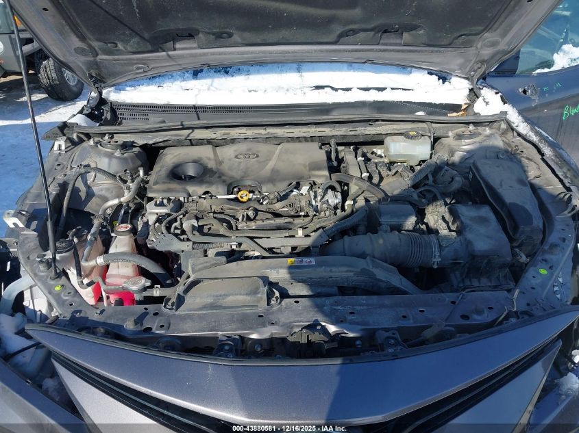 2021 Toyota Camry Le Hybrid VIN: 4T1C31AK8MU558800 Lot: 43880581