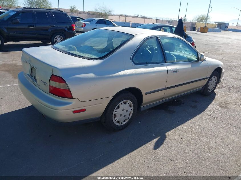 1HGCD7139SA015758 1995 HONDA ACCORD photo no. 4