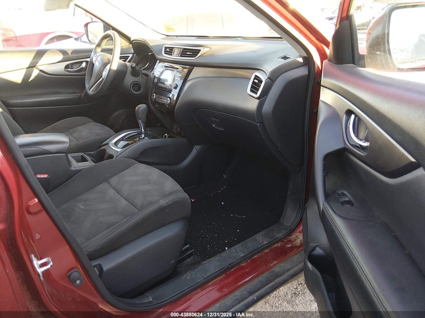 2016 Nissan Rogue Sv