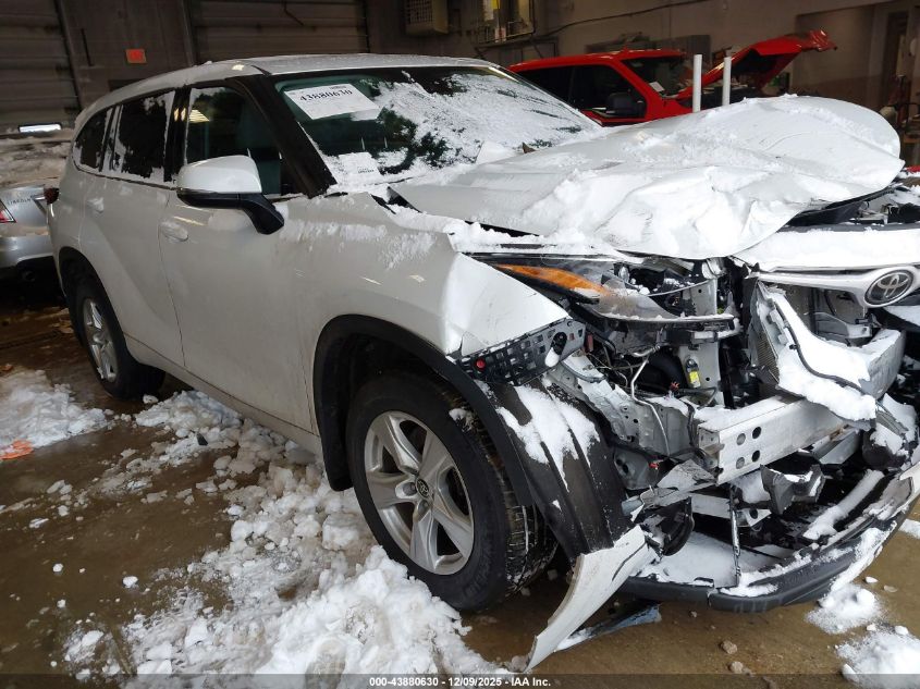 TOYOTA HIGHLANDER LE