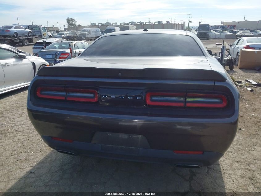 2018 Dodge Challenger Sxt VIN: 2C3CDZAG5JH262924 Lot: 43880640