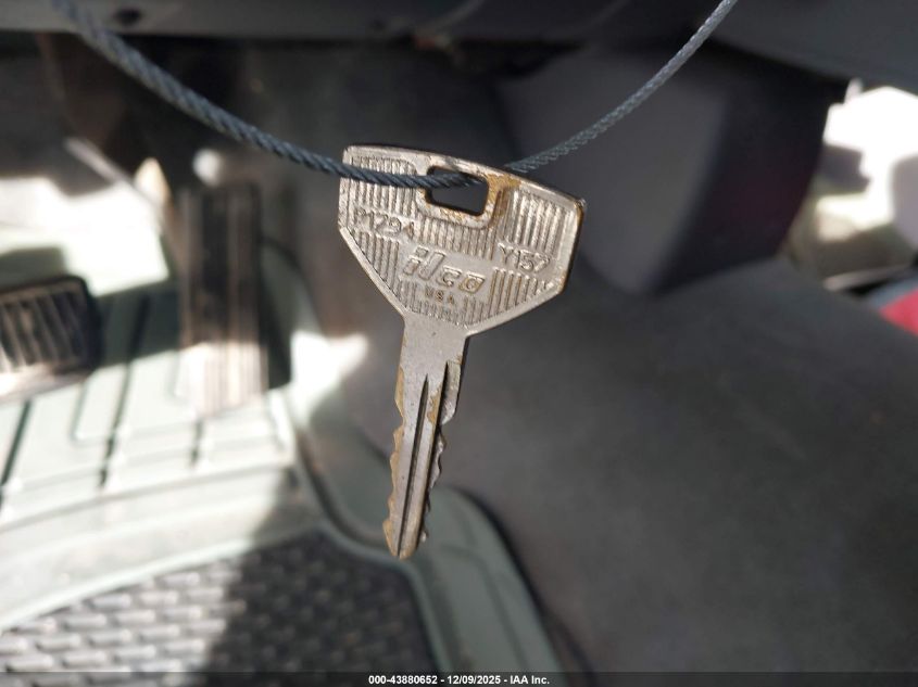 2000 Dodge Ram 1500 St VIN: 3B7HC13Z5YM214355 Lot: 43880652