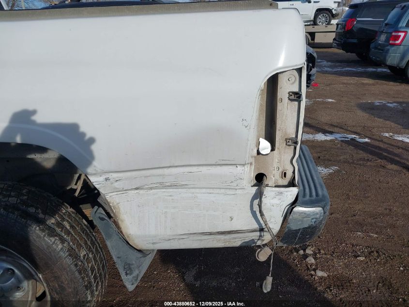 2000 Dodge Ram 1500 St VIN: 3B7HC13Z5YM214355 Lot: 43880652