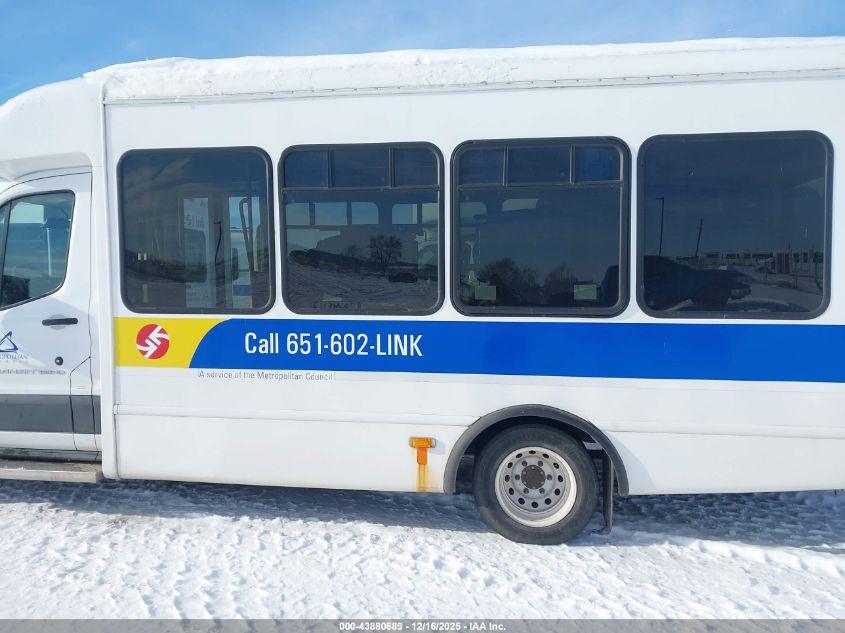 2018 Ford Transit-350 Cutaway VIN: 1FDES8PM4JKB07075 Lot: 43880689