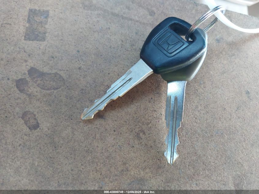 2001 Honda Civic Lx VIN: 1HGEM22591L001972 Lot: 43880749