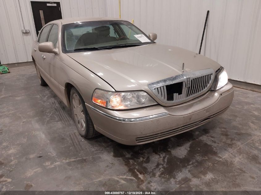 2004 Lincoln Town Car Ultimate VIN: 1LNHM83W64Y657314 Lot: 43880757