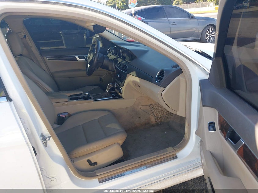 WDDGF4HB7DR257514 2013 MERCEDES-BENZ C-KLASSE photo no. 5