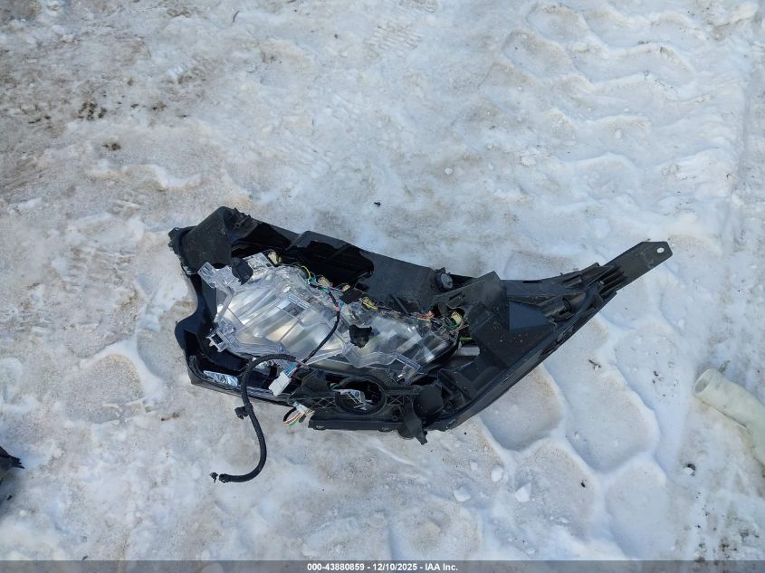 2019 Honda Cr-V Touring VIN: JHLRW2H92KX003905 Lot: 43880859