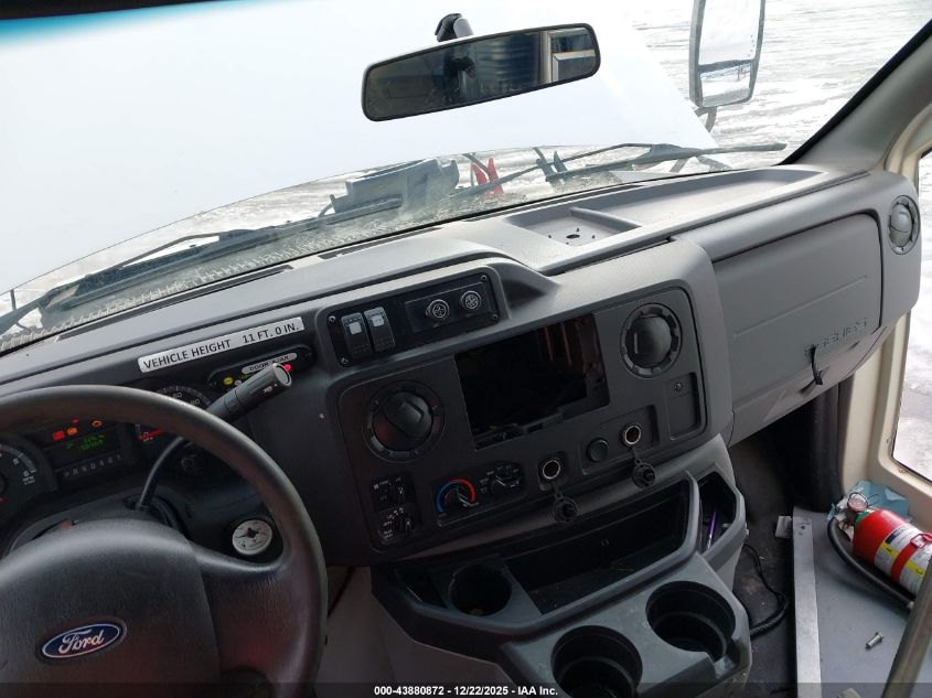 2018 Ford E-450 Cutaway VIN: 1FDFE4FSXJDC37290 Lot: 43880872
