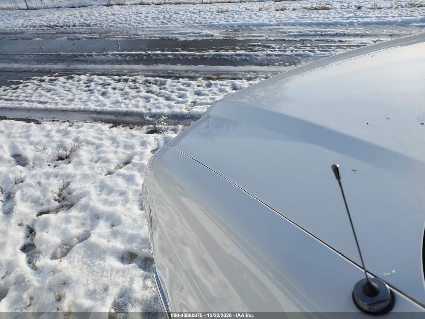 2018 Ford E-450 Cutaway VIN: 1FDFE4FS2JDC36313 Lot: 43880875