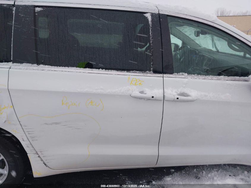 2024 Chrysler Pacifica Touring L VIN: 2C4RC1BG1RR152211 Lot: 43880903