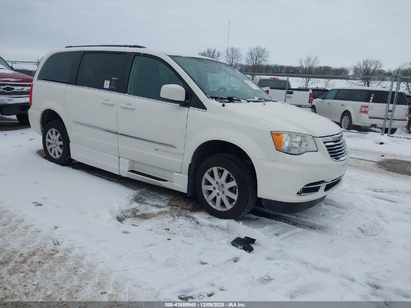 CHRYSLER TOWN & COUNTRY TOURING