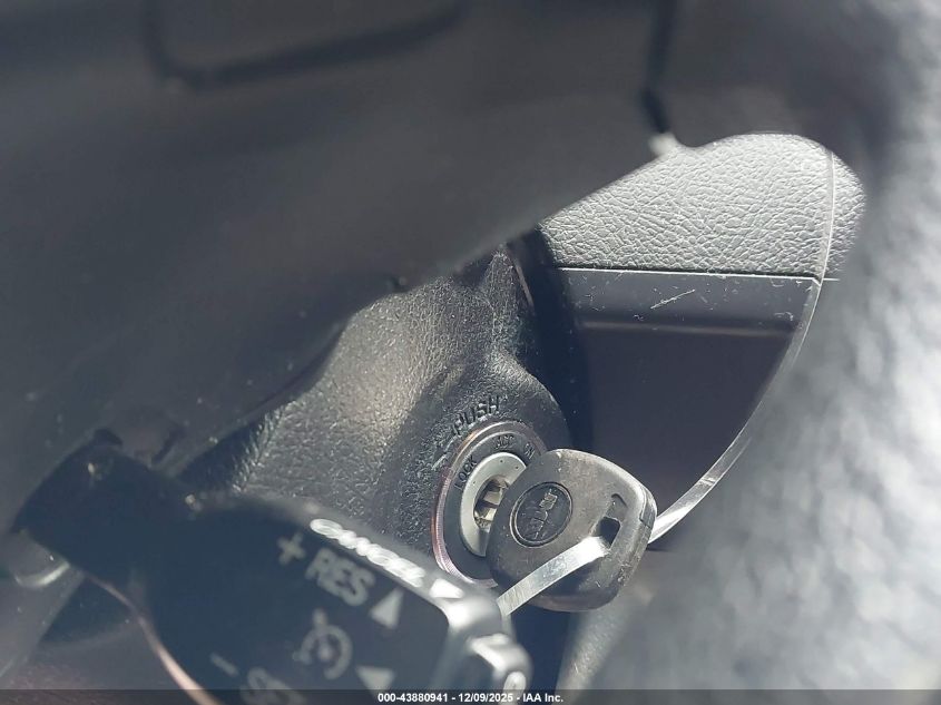 2017 Toyota Camry Le VIN: 4T1BF1FK4HU287400 Lot: 43880941