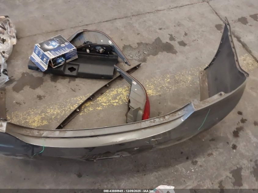 2015 Hyundai Accent Gls VIN: KMHCT4AE3FU818471 Lot: 43880949