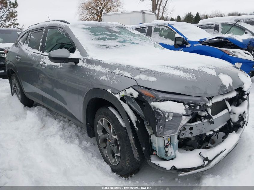 CHEVROLET TRAX FWD LT