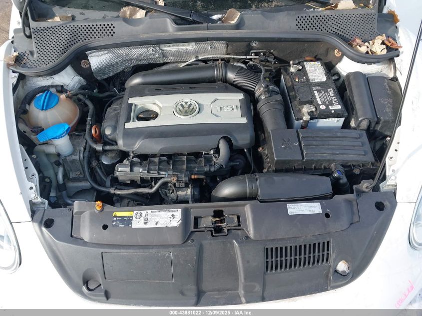 2013 Volkswagen Beetle Turbo VIN: 3VW4A7AT8DM655393 Lot: 43881022