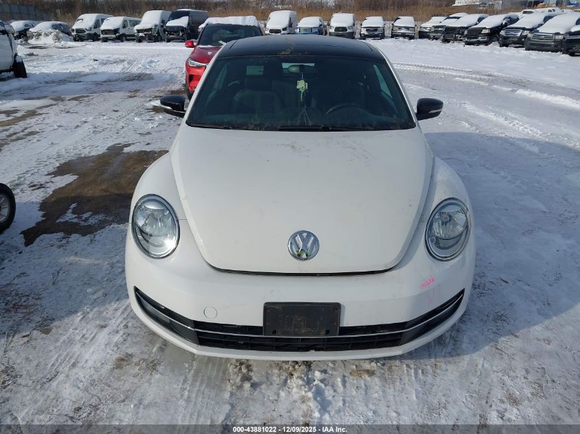 2013 Volkswagen Beetle Turbo VIN: 3VW4A7AT8DM655393 Lot: 43881022