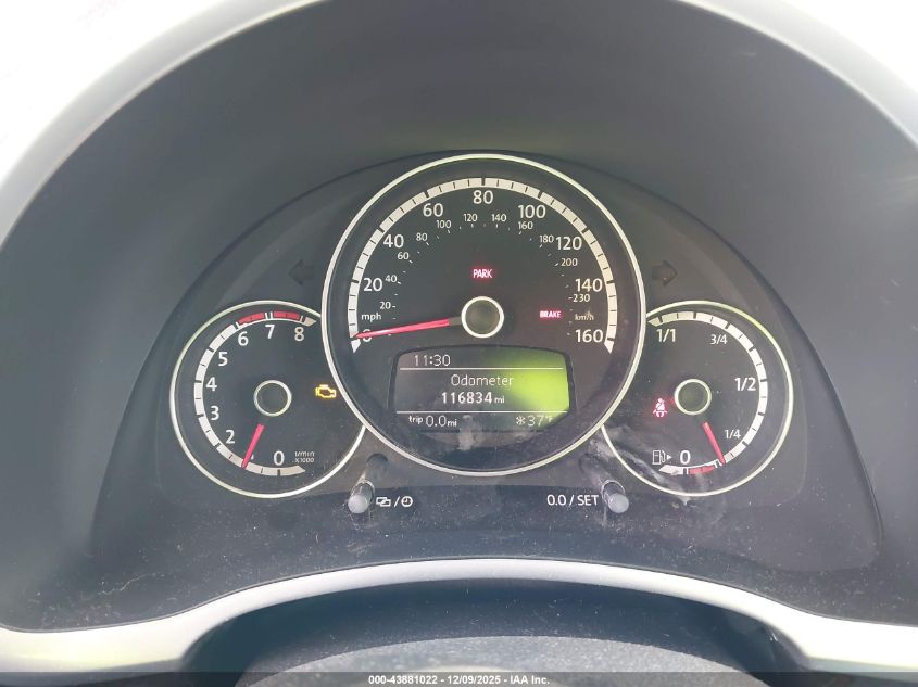 2013 Volkswagen Beetle Turbo VIN: 3VW4A7AT8DM655393 Lot: 43881022