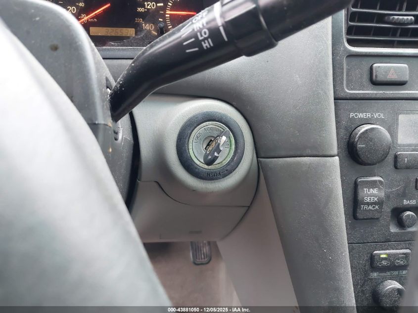 1997 Lexus Es 300 VIN: JT8BF22G2V0011827 Lot: 43881050