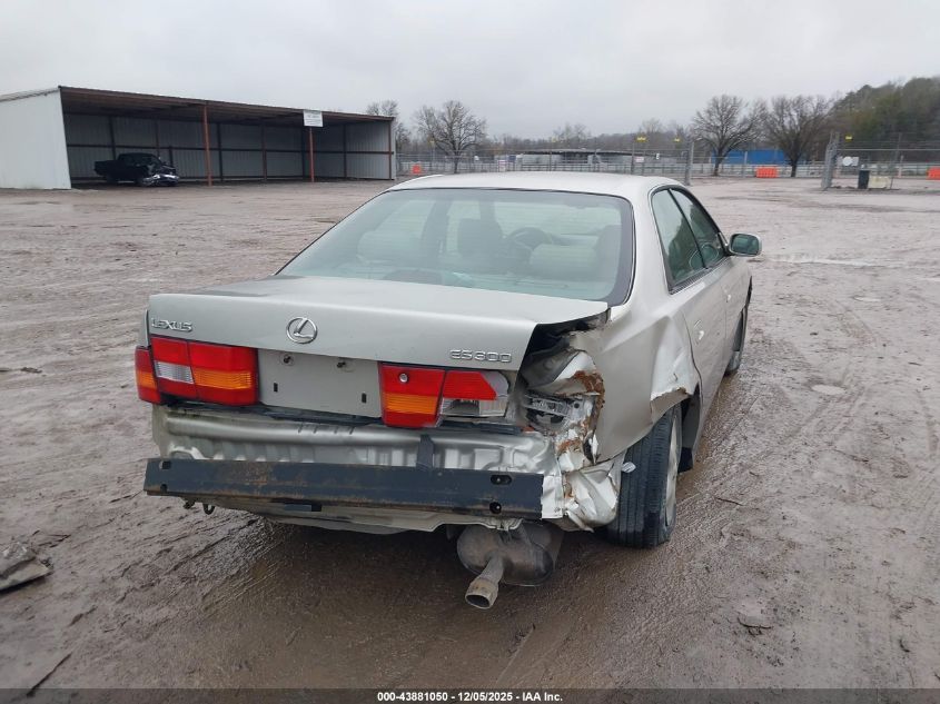 1997 Lexus Es 300 VIN: JT8BF22G2V0011827 Lot: 43881050