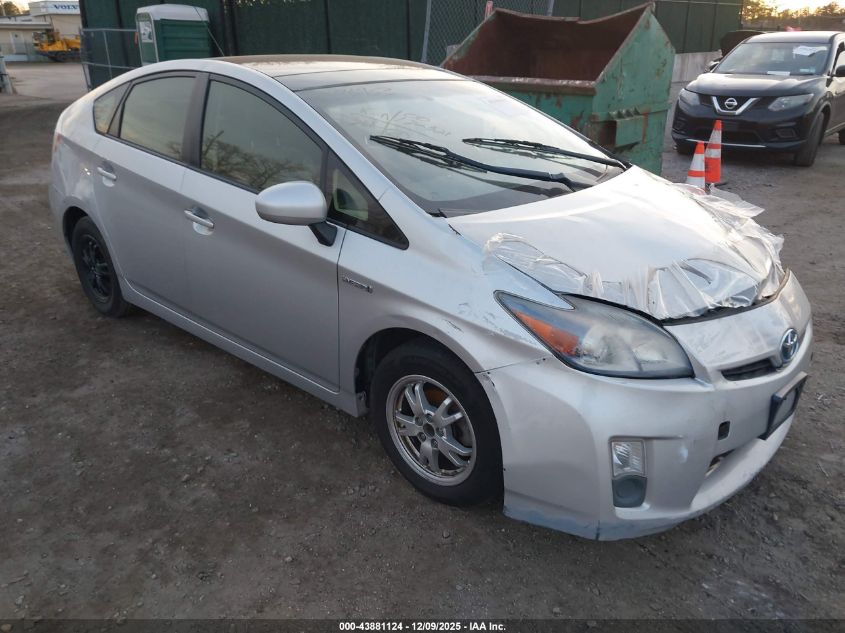 TOYOTA PRIUS THREE