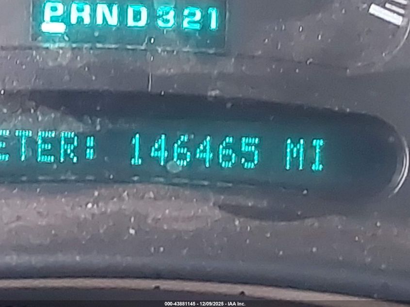 2005 Chevrolet Tahoe Z71 VIN: 1GNEK13T75R183791 Lot: 43881145