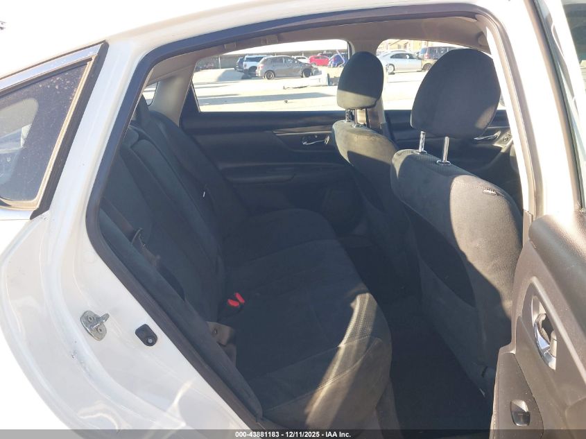 2015 Nissan Altima 2.5 S VIN: 1N4AL3AP0FC575611 Lot: 43881183