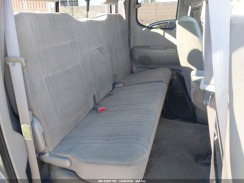 2002 Toyota Tundra Sr5 V8 VIN: 5TBBT44192S265258 Lot: 43881195