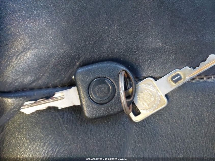 1991 Cadillac Allante VIN: 1G6VS3384MU126883 Lot: 43881222